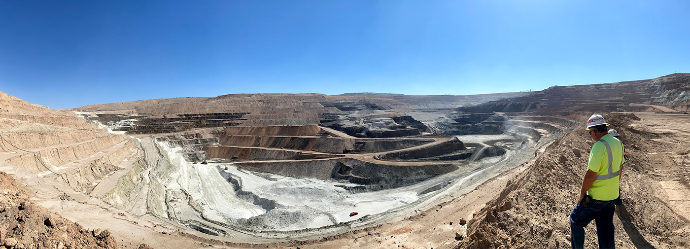 Panoramic of Pit